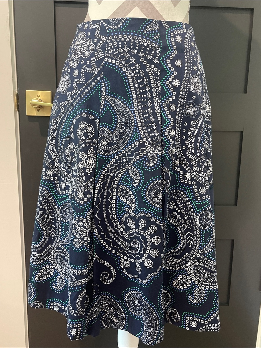 Talbots Cotton Paisley Pleated A Line Skirt Size 6